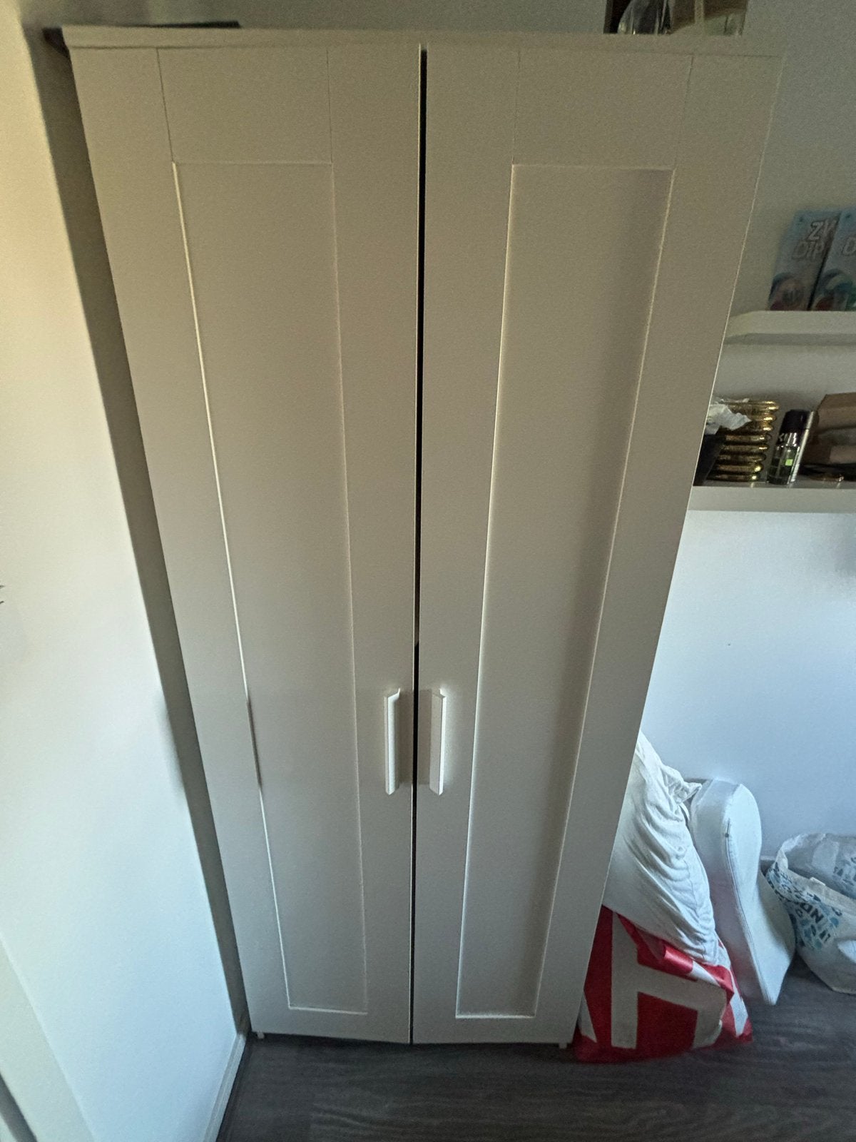 Witte kledingkast met hangruimte en planken, Ophalen, Gebruikt, 200 cm of meer, 50 tot 100 cm