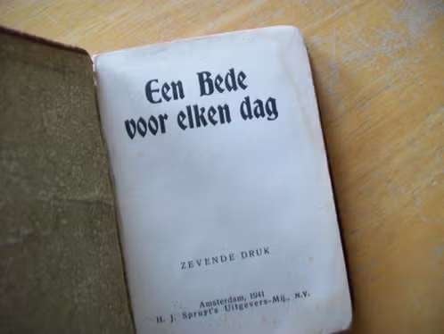 Een bede voor elken dag, gebedsboekje, Ophalen of Verzenden, Gelezen, Christendom | Katholiek