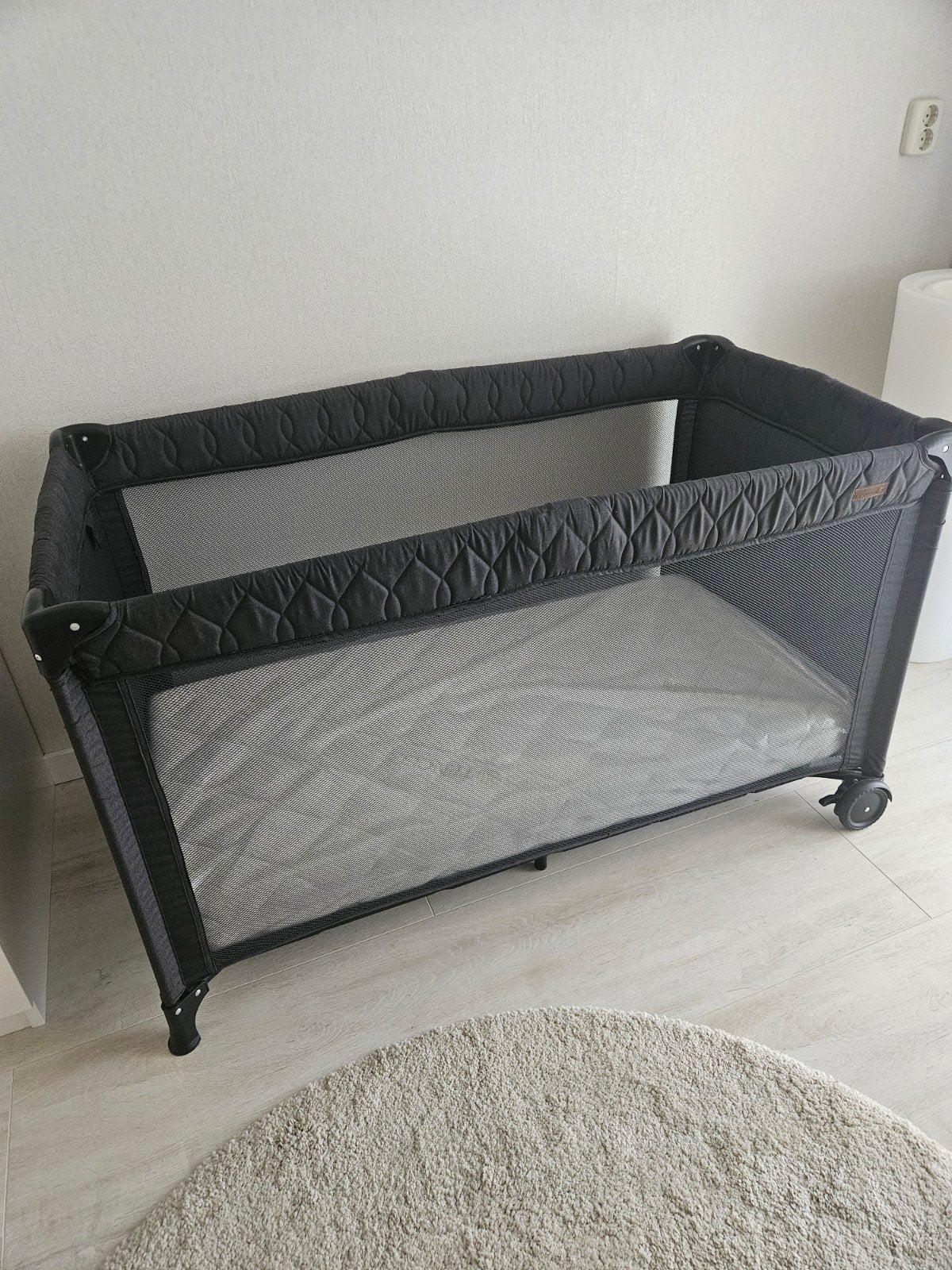 Prenatal campingbed antraciet met koudschuim matras, 70 tot 85 cm, Ophalen of Verzenden, Zo goed als nieuw, Minder dan 140 cm