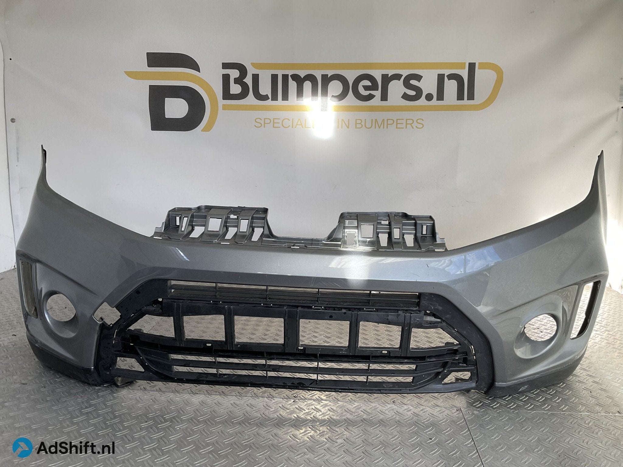 Bumper Suzuki Vitara Facelift 18- 71711-86R Voorbumper E5-16, Bumper