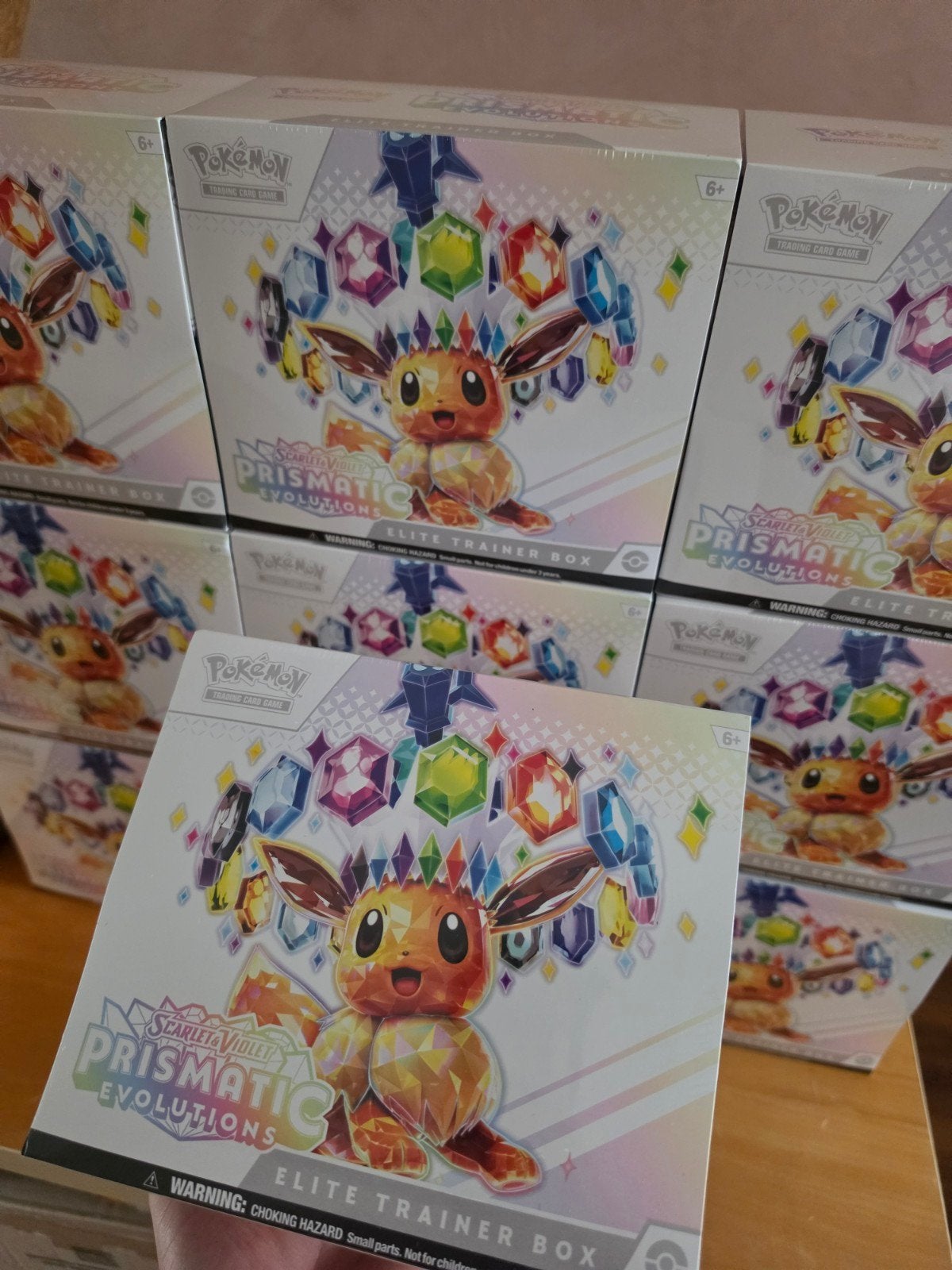 Pokémon  Prismatic Evolutions Elite Trainer Box ETB, Ophalen of Verzenden, Nieuw, Boosterbox, Foil
