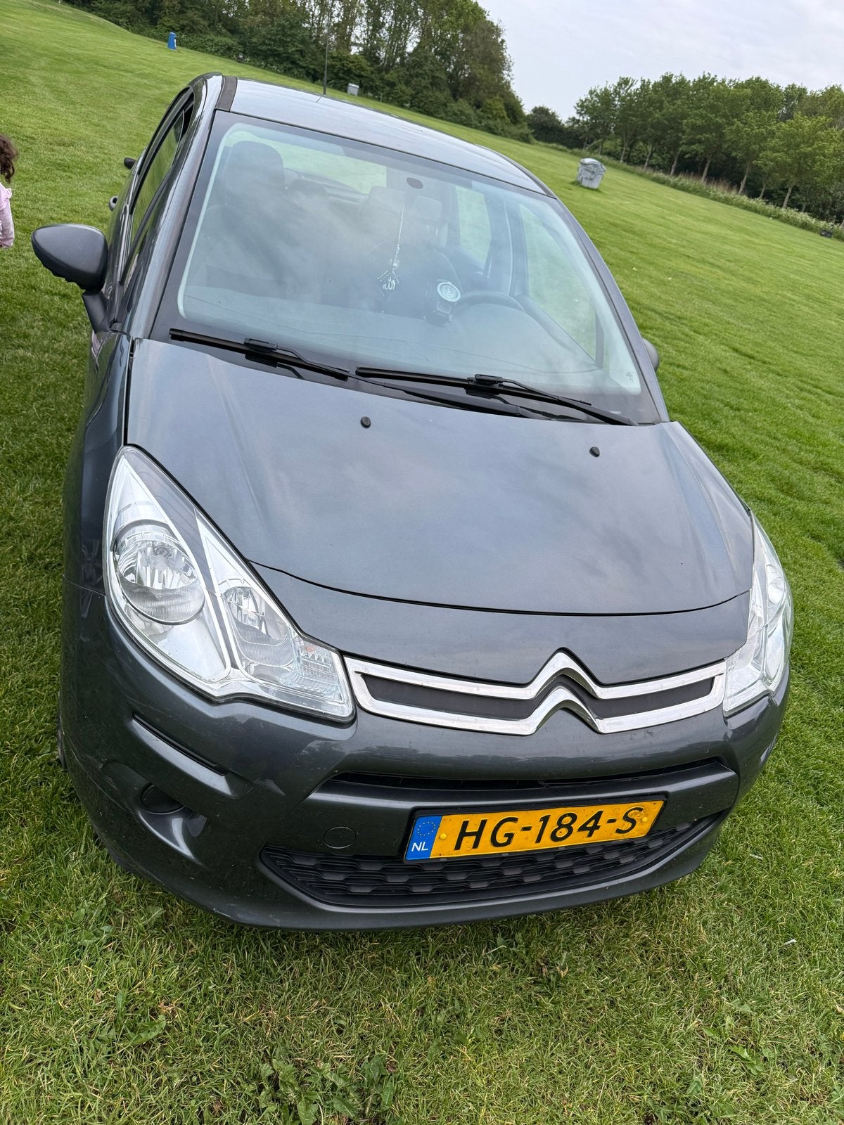 Citroën C3 1.0 I 50KW 2015 Grijs, Voorwielaandrijving, 450 kg, 31 €/maand, 948 kg