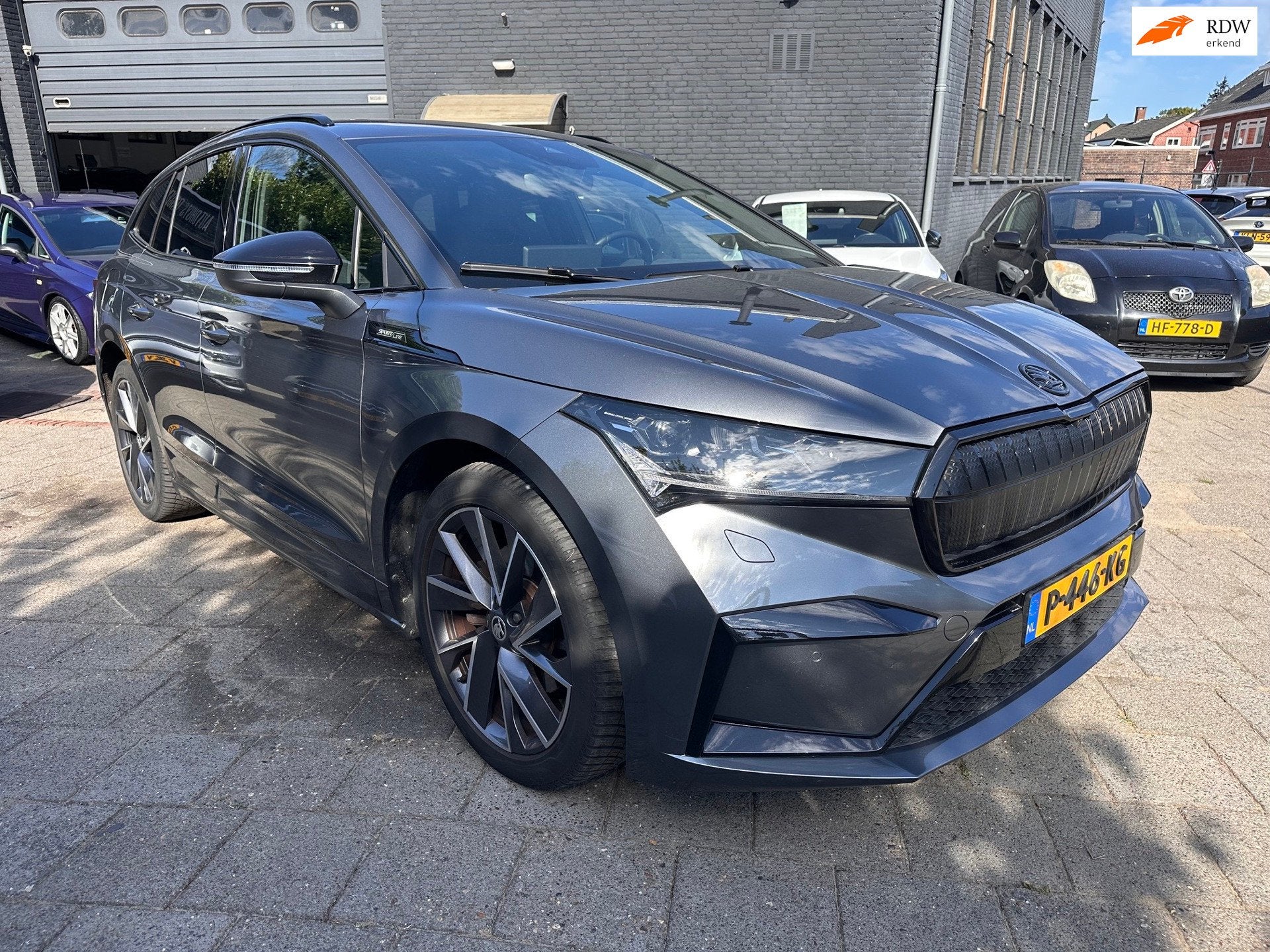 Skoda Enyaq iV 60 Sportline|180pk|Navi|Camera, Auto's, Automaat, Gebruikt, Automatische klimaatregeling, 110 €/maand