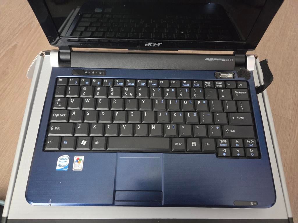 Acer Aspire One mini laptop, blauw, met bescherm hoes, Computers en Software, Windows Laptops, Qwerty, Minder dan 2 Ghz, 10 inch of minder