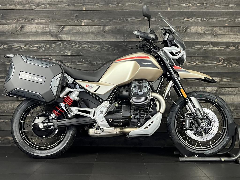 Moto Guzzi V85 TT TRAVEL E5+ BRONZO DESERTO (bj 2026), Bedrijf, Meer dan 35 kW, Toermotor, 1042 cc