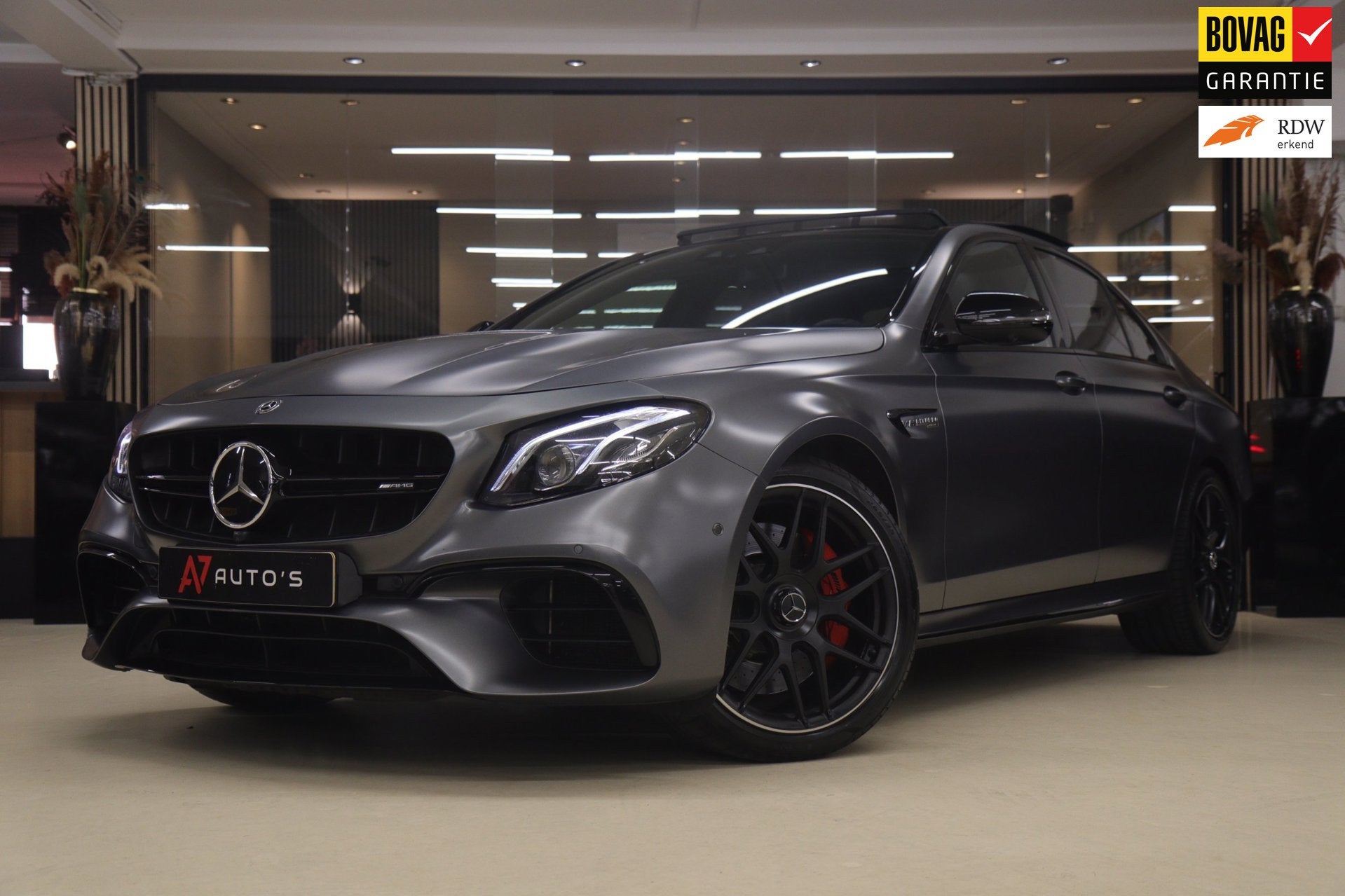 Mercedes-Benz E-klasse AMG 63 S 4MATIC PANO/BUR/360CAM/MEM/S, Auto's, Automaat, Gebruikt, Leder, Vierwielaandrijving