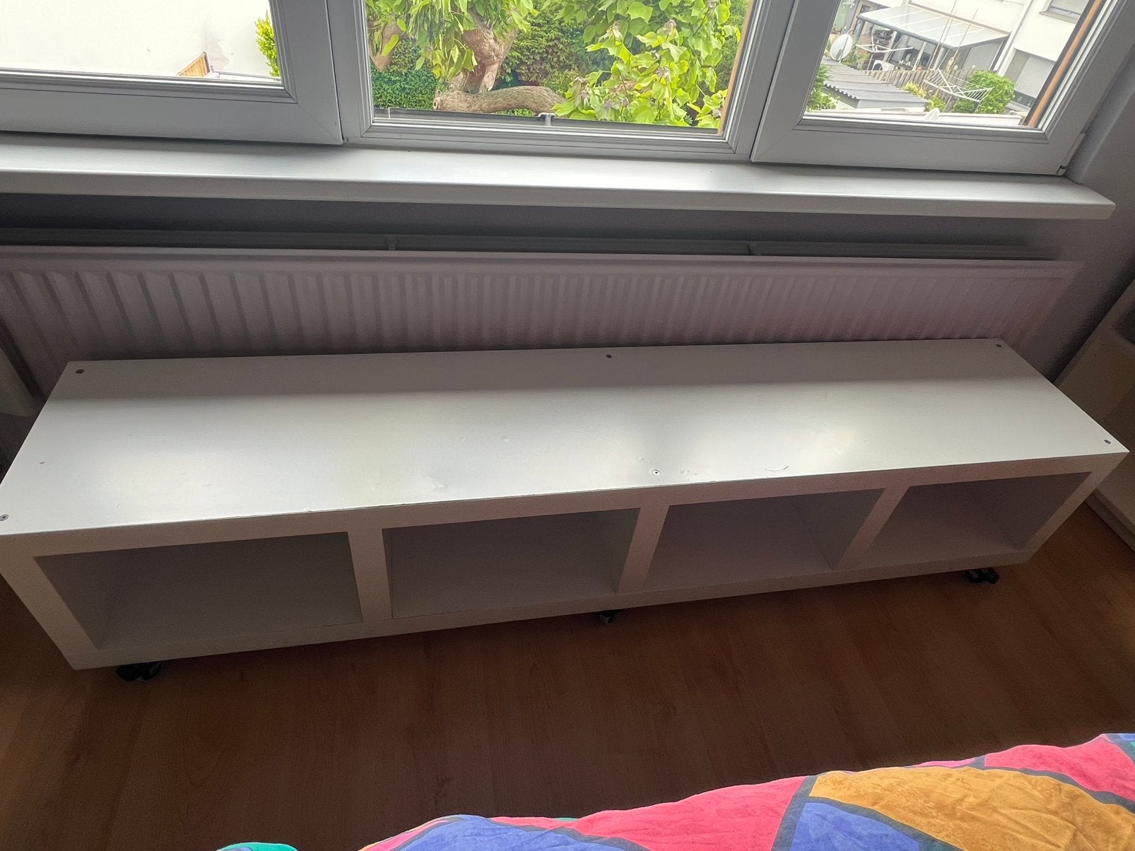IKEA KALLAX open kast wit op wieltjes 42x147 cm, Ophalen, Gebruikt