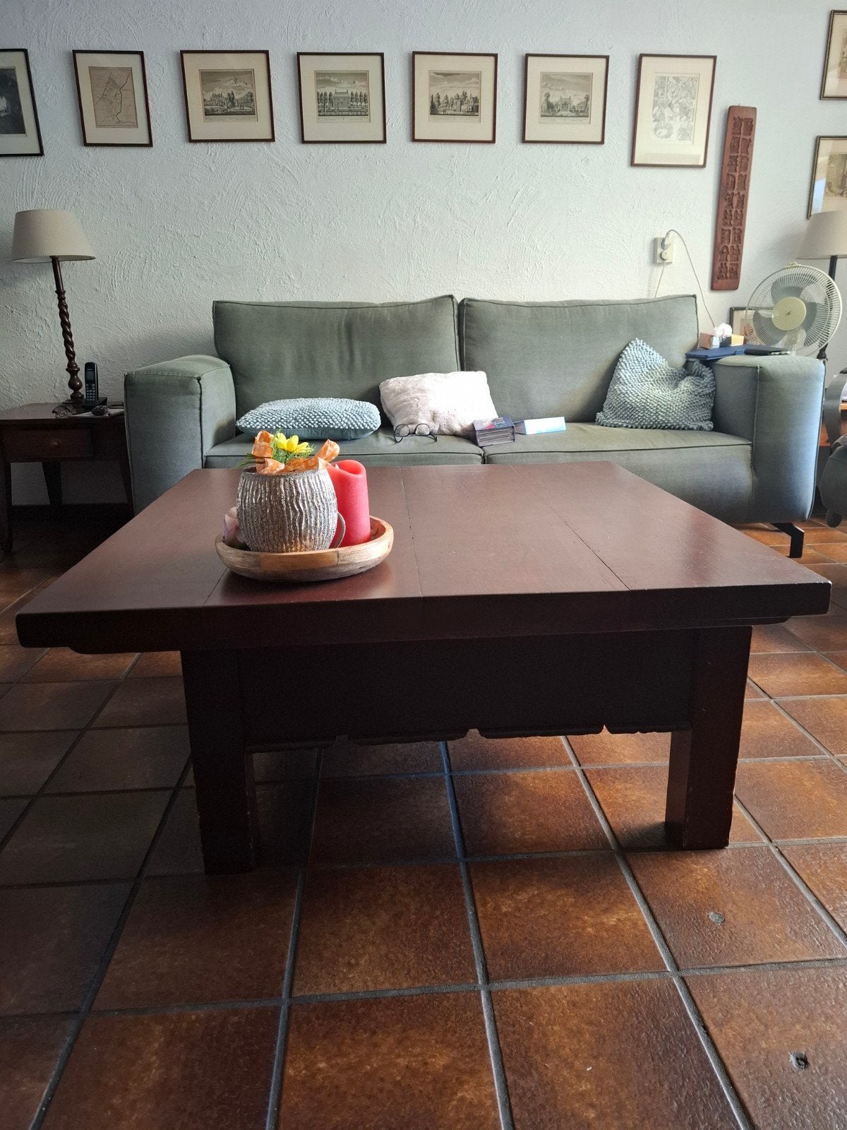 Antieke houten (betaal)tafel met opbergruimte, Ophalen