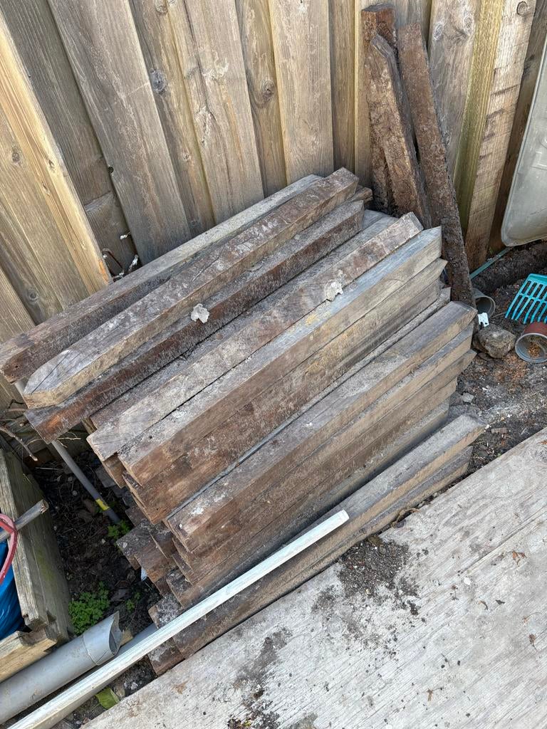 Gebruikte piket palen - Ideaal voor diverse projecten, Gebruikt, 50 mm of meer, Balk, Ophalen