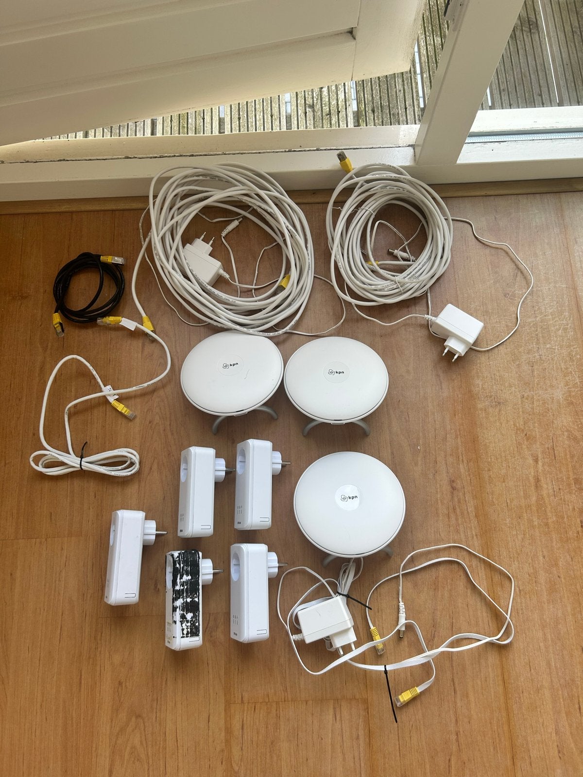 KPN Wifi Versterkers en Powerline Adapters Set, Ophalen of Verzenden, Gebruikt, Router