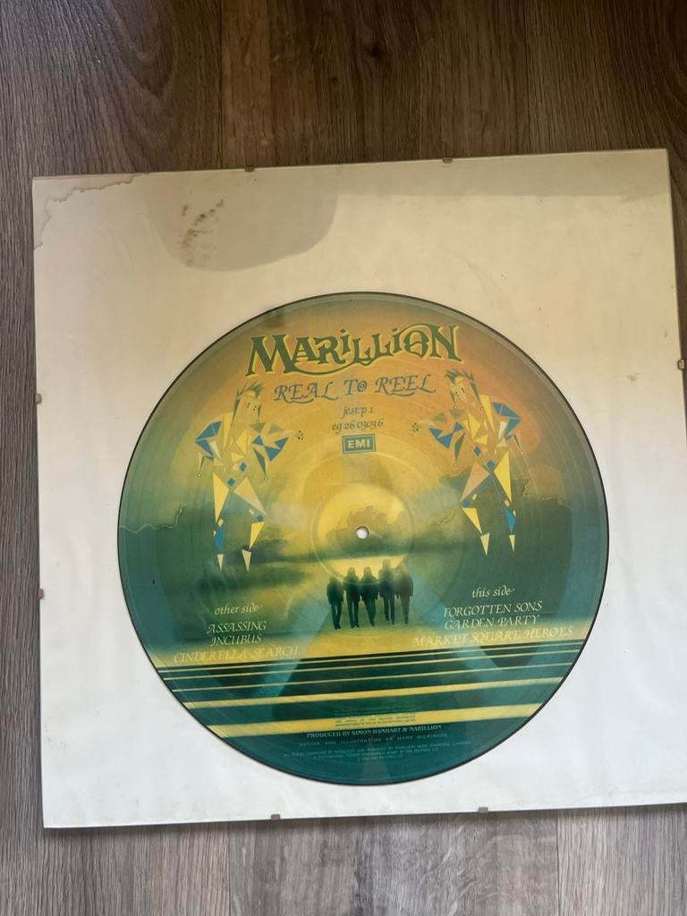 Marillion - Real to Reel LP, Gebruikt, 1980 - 1989, Ophalen of Verzenden, Picture disc