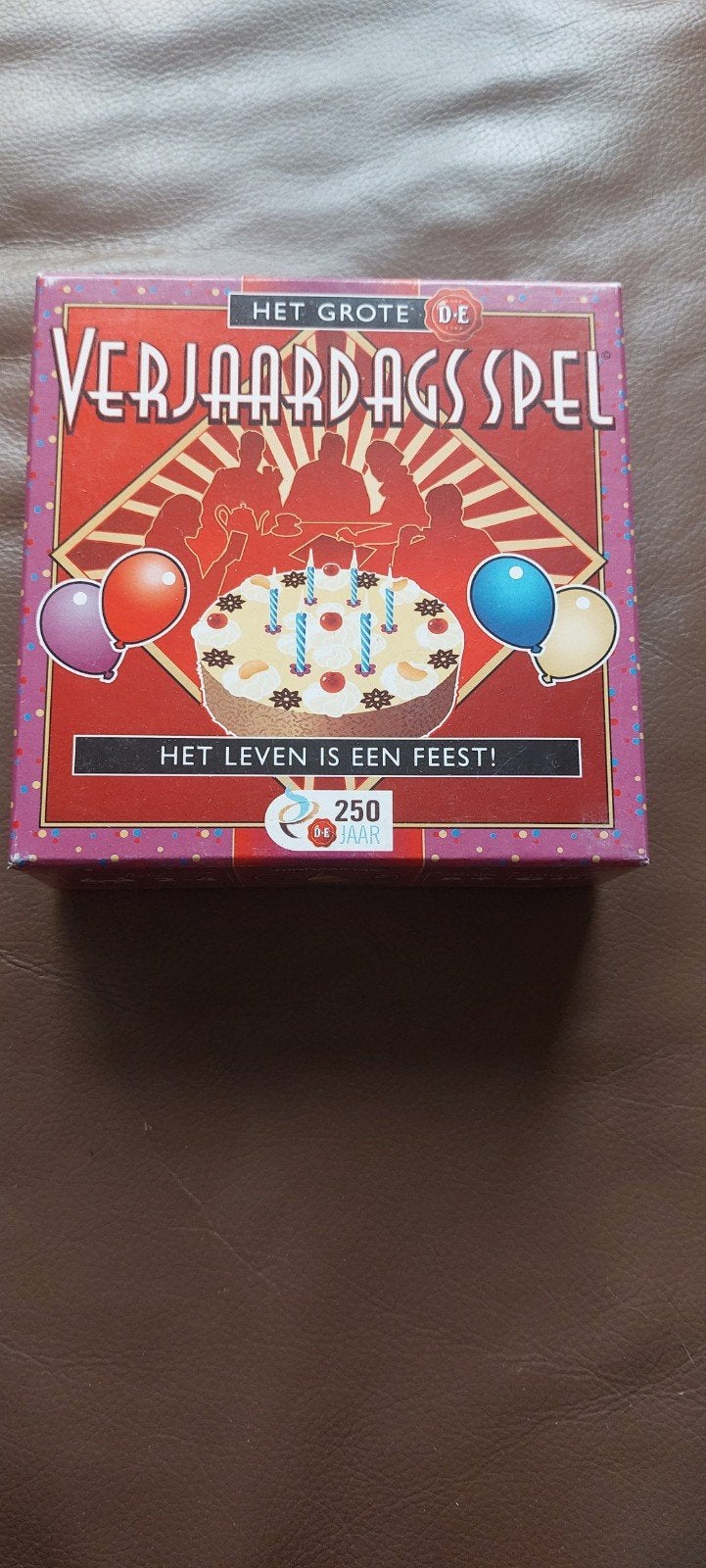 Het Grote Verjaardagsspel - Feestelijk Bordspel, Drie of vier spelers, Ophalen of Verzenden, Zo goed als nieuw