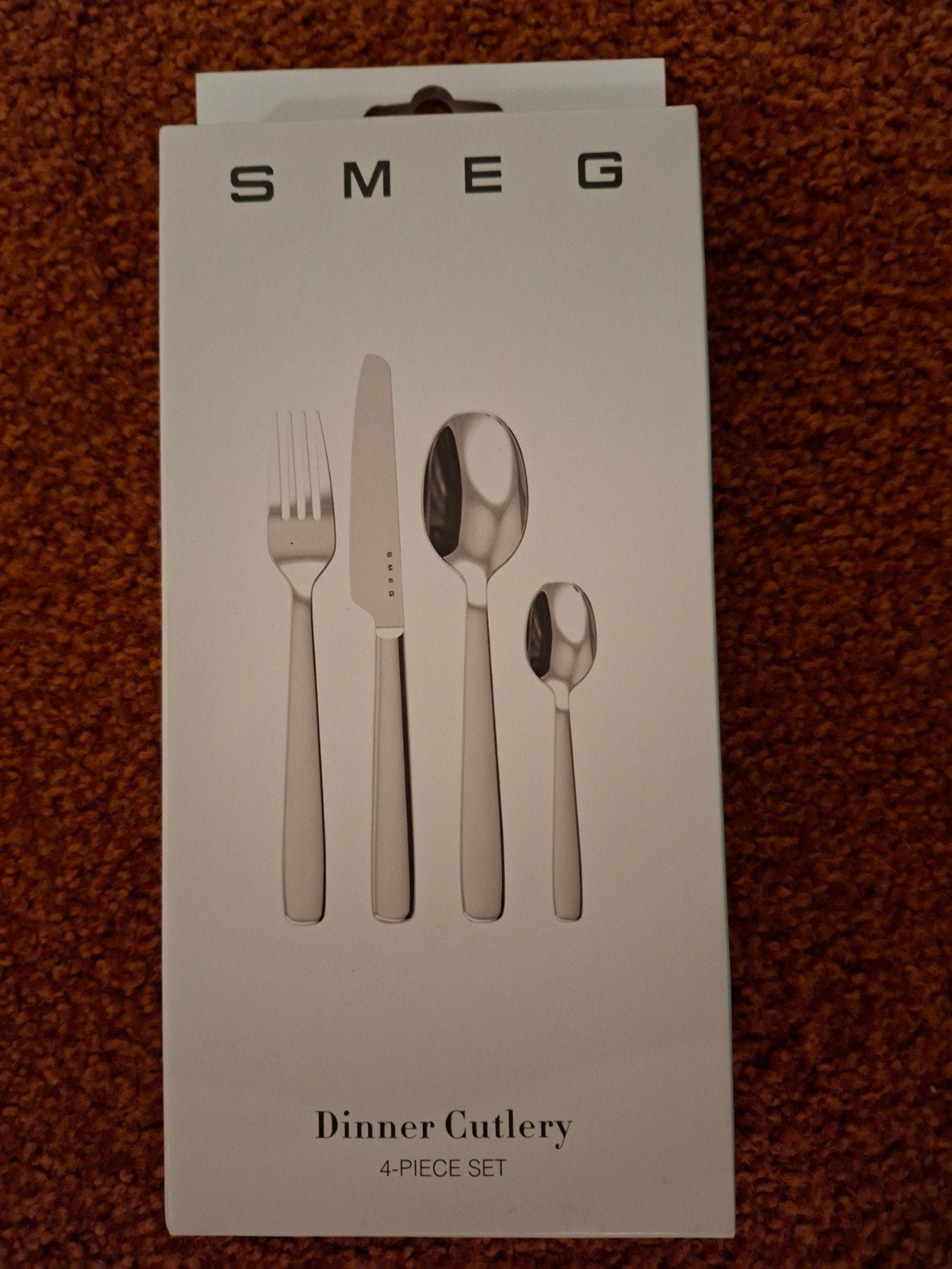 Smeg Bestekset - 4-delig Dinerbestek, Bestekset, Nieuw, Ophalen of Verzenden, Rvs of Chroom