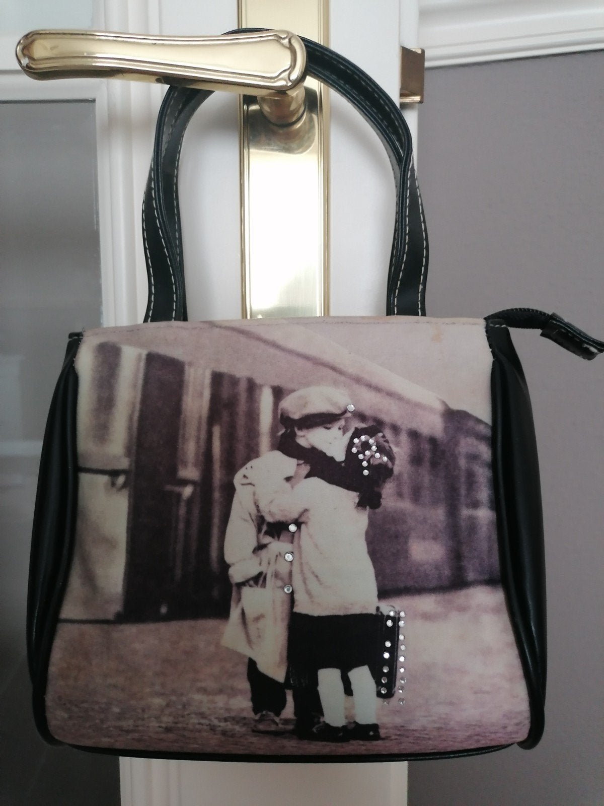 Handtasje met een Kim Anderson afbeelding, Zwart, Minder dan 35 cm, Zo goed als nieuw, Minder dan 20 cm