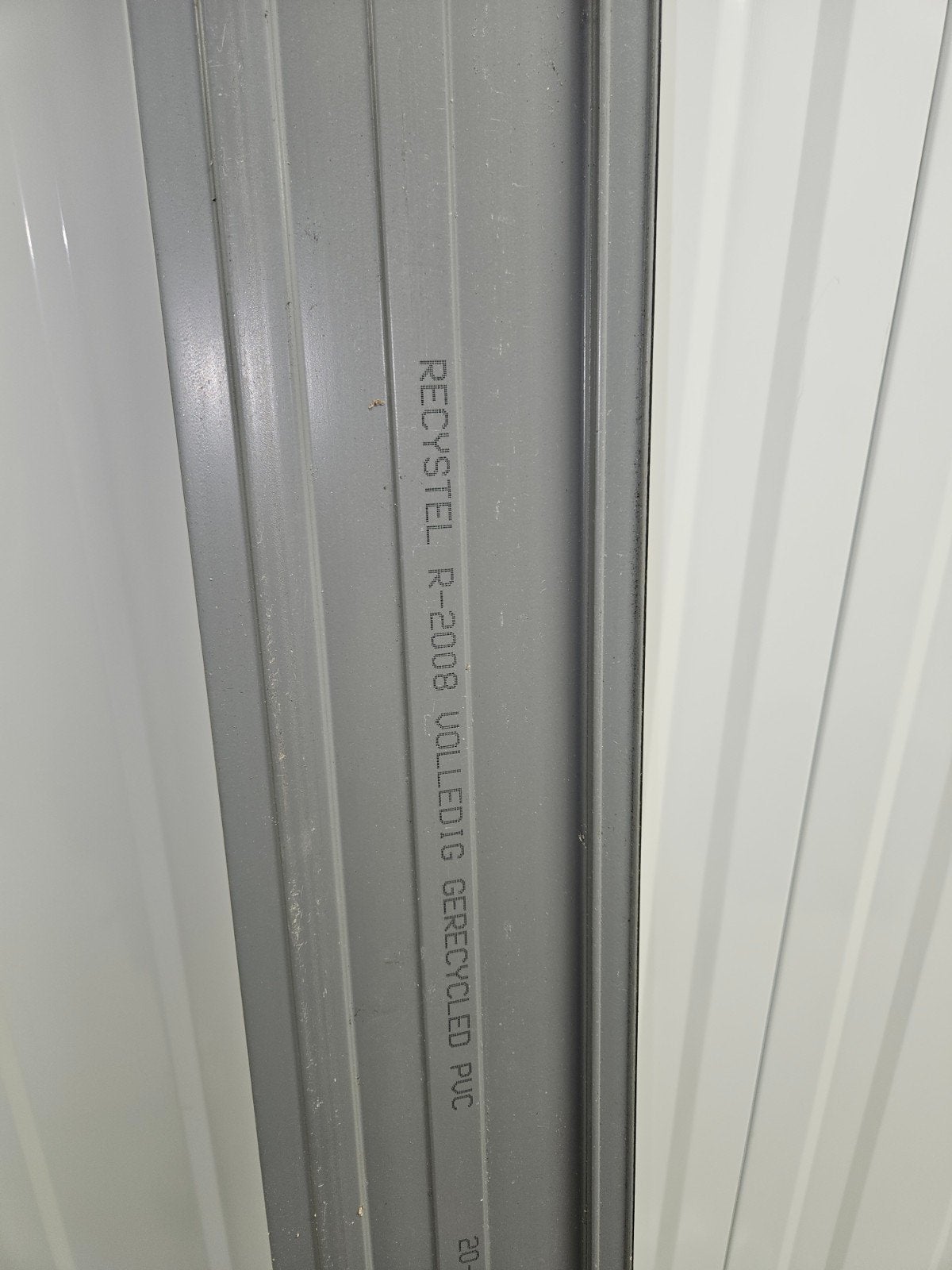 4 stelprofielen van kozijn, 2 meter lang, Ophalen, Kunststof, 225 cm of meer, Overige typen