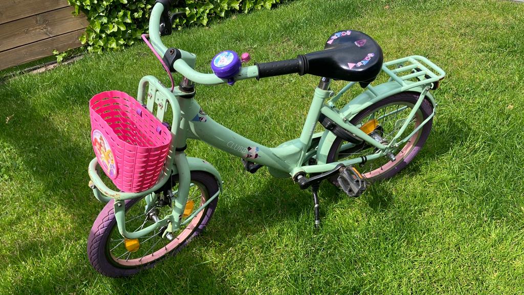 Kinderfiets Club met mandje en bagagedrager, Fietsen en Brommers, Ophalen, Gebruikt, Terugtraprem, 16 tot 20 inch