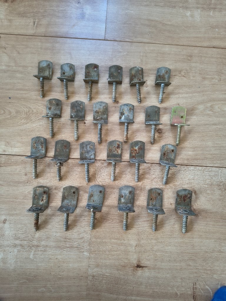 23x L-vorm vlechtscherm steun met schroef RVS. Collstrop, Gebruikt, Minder dan 3 meter, Onb, Ophalen of Verzenden