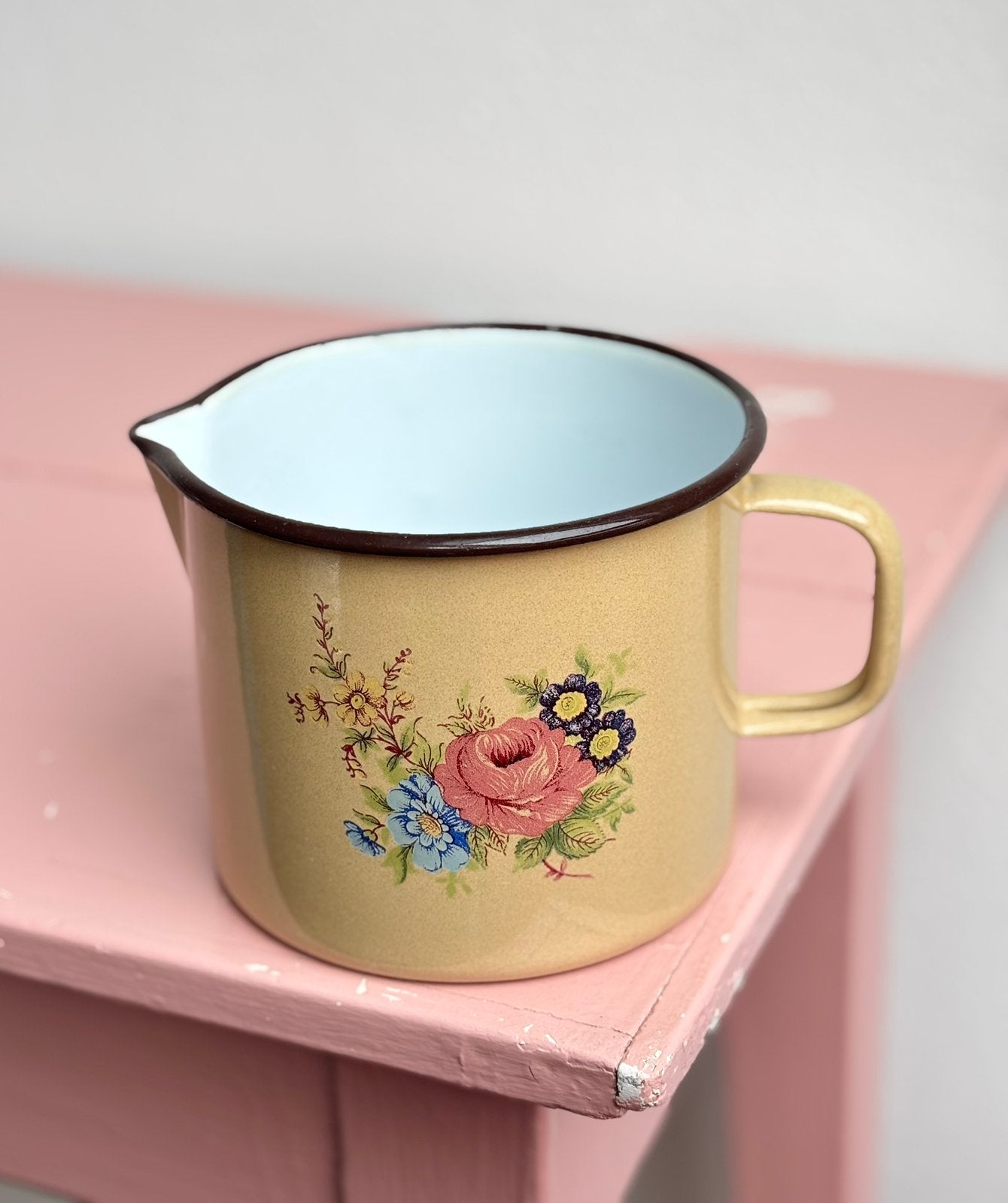 Brocante emaille Kan, Rond, Ophalen of Verzenden, Zo goed als nieuw, Aardewerk