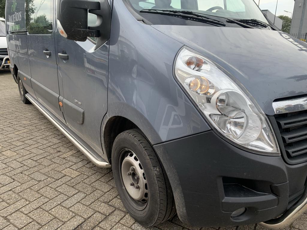 Opel Movano IV Nissan interstar Sidebars met rvs platen