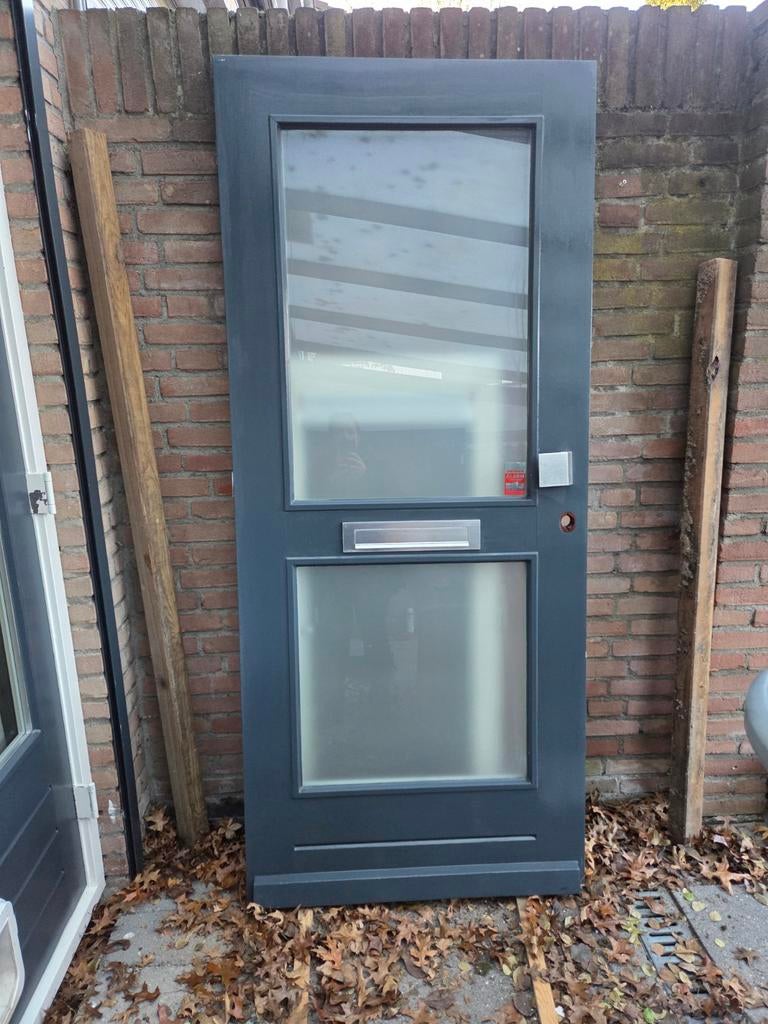 Deur met dubbel glas en brievenbusklep, Doe-het-zelf en Verbouw, Deuren en Horren, Ophalen