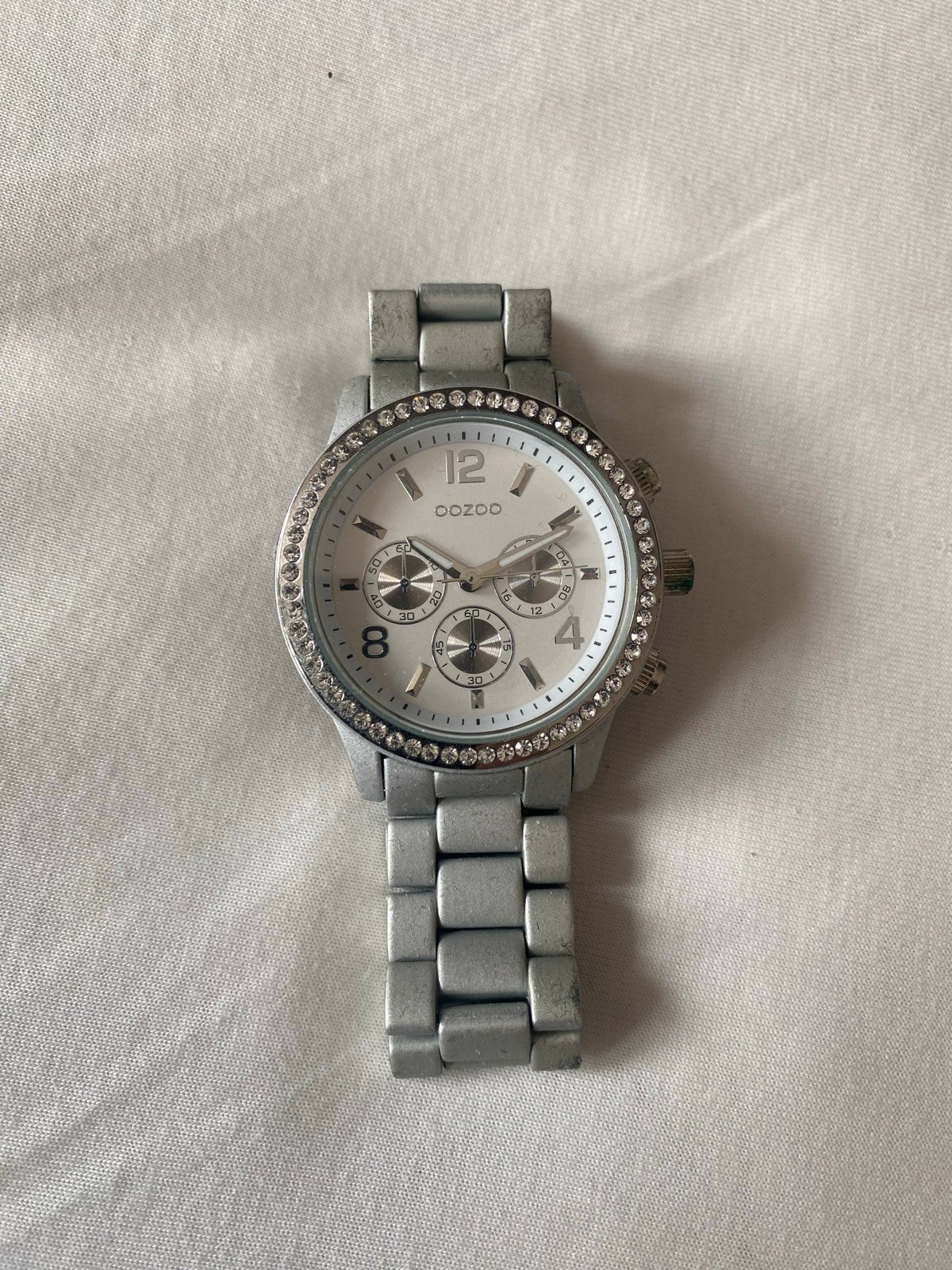 Nieuw Oozoo horloge met stalen band en strass, Overige merken, Staal, Polshorloge, Nieuw