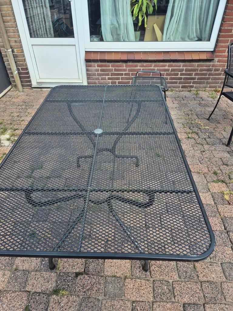 Gietijzeren tuinset - Tafel met 3  stoelen 1 voetenbank, Gebruikt, Ophalen of Verzenden, Tuinset, Eettafel