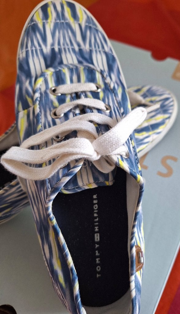Dames schoenen Tommy Hilfiger, Overige kleuren, Nieuw, Ophalen of Verzenden, Sneakers of Gympen