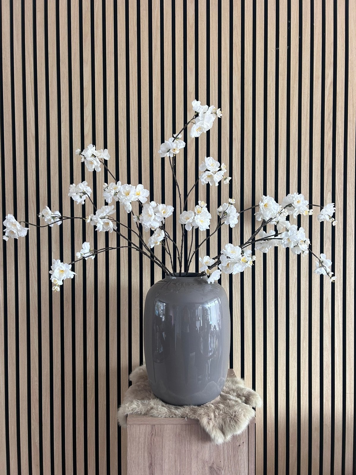 Vase The World Arctic Earth met zijden bloesemtakken, Ophalen, Bruin, 35 cm, .