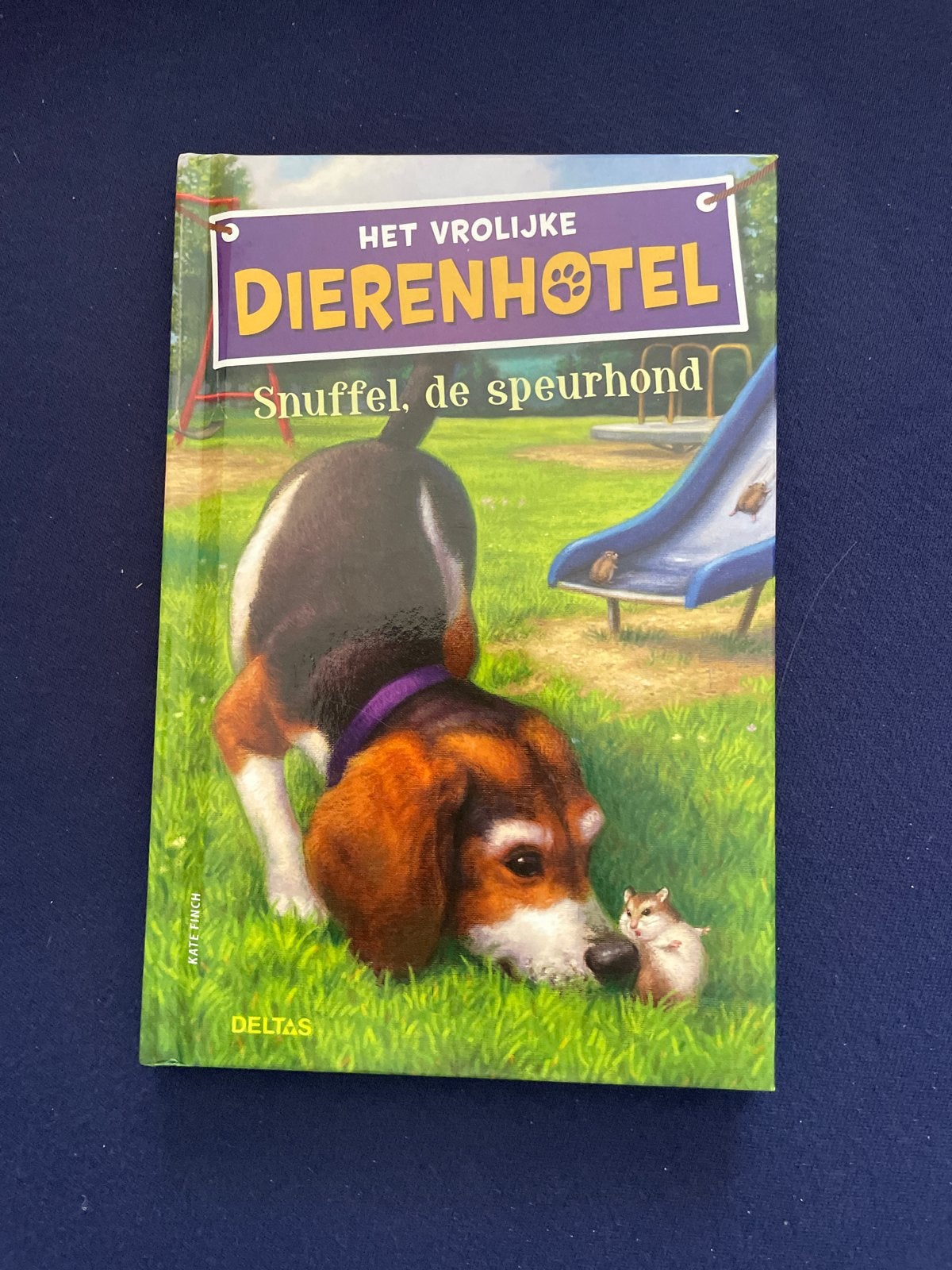 Het Vrolijke Dierenhotel: Snuffel, de speurhond, Boeken, Ophalen of Verzenden, Zo goed als nieuw, Fictie
