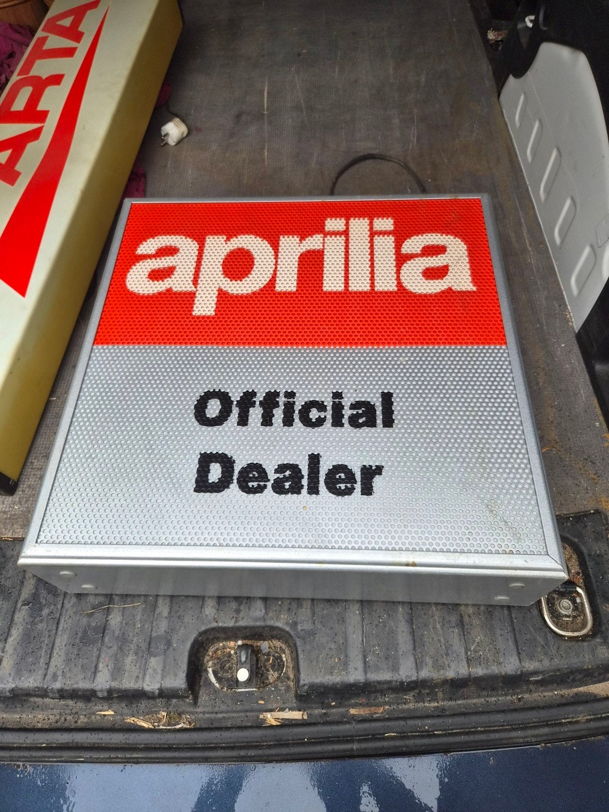 lichtbak Aprilia, Ophalen, Gebruikt, Lichtbak of (neon) lamp