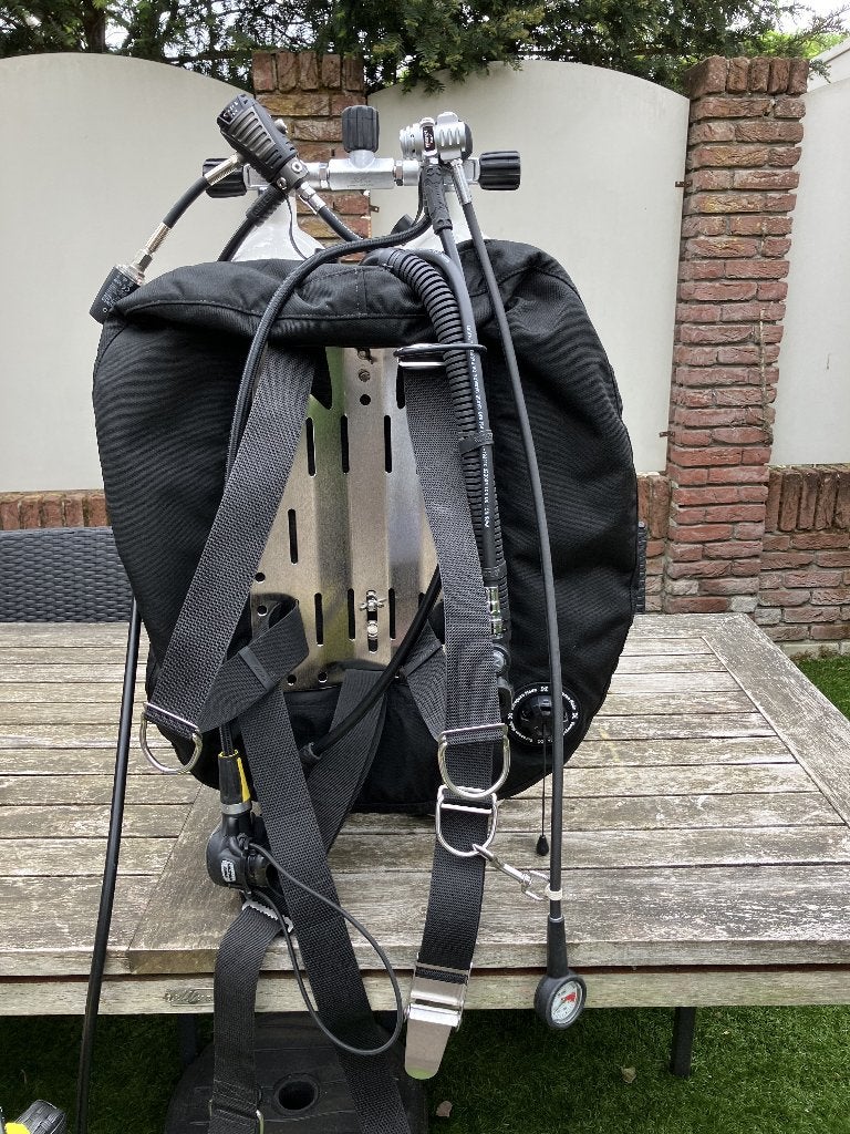 XDeep Hydros 40 DIR, RVS Backplate, Ophalen, Zo goed als nieuw, Trimvest of Wing