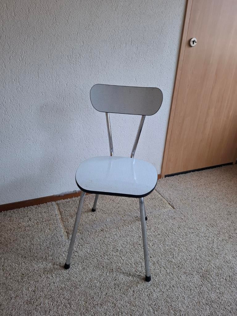 Retro vintage keukenstoel, Huis en Inrichting, Ophalen, Gebruikt, Retro / vintage, Eén