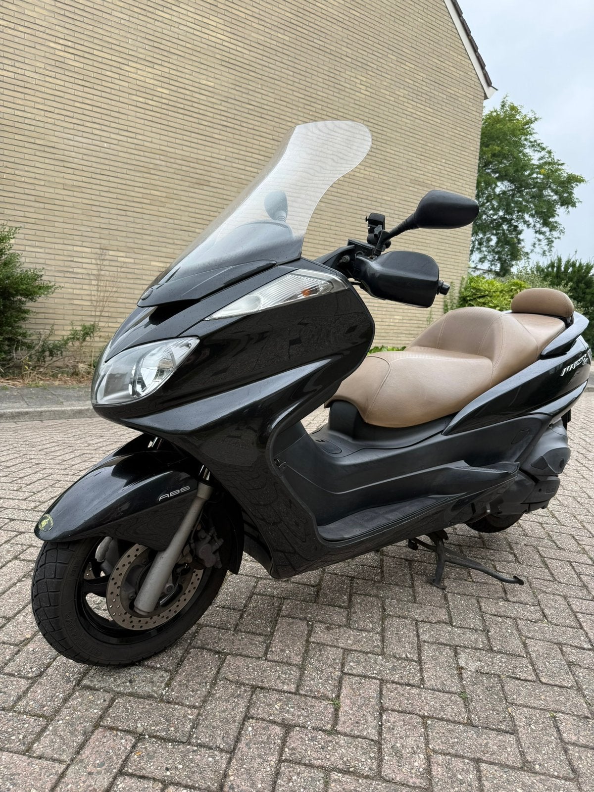 Yamaha Majesty 400cc – Krachtige & Comfortabele Motor, Motoren, 400 cc, Scooter, 4 cilinders, Gebruikt