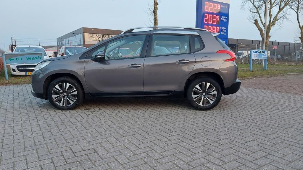 NAP!!Peugeot 2008 1.6 VTI 120pk vele opties., Stof, 4 cilinders, 1270 kg, 1055 kg