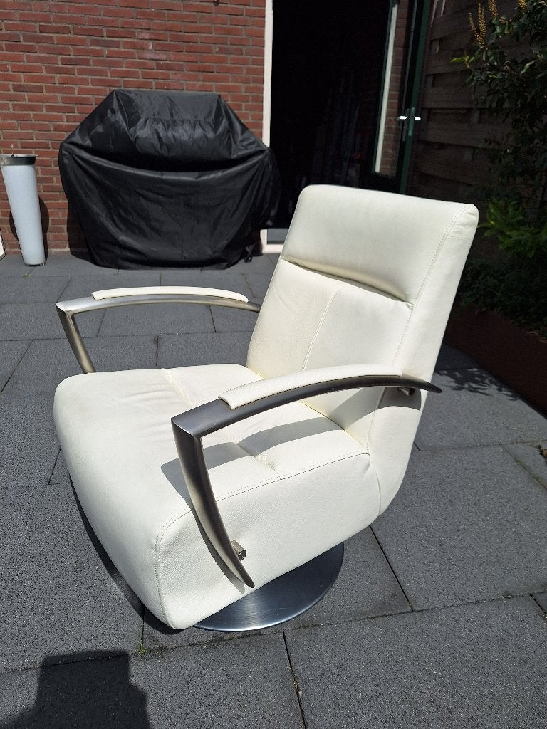 Crêmekleurige draaifauteuil, Ophalen, 75 tot 100 cm, Zo goed als nieuw, Modern
