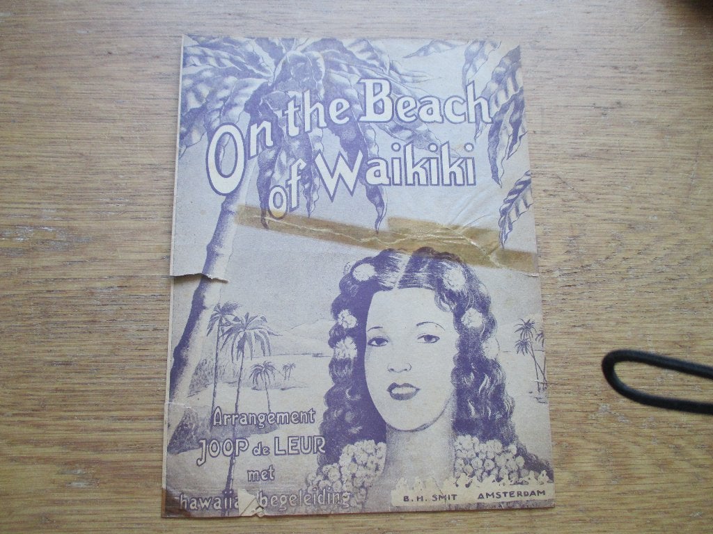 ON THE BEACH OF WAIKIKI, Muziek en Instrumenten, Bladmuziek, Piano, Gebruikt, Ophalen of Verzenden, Artiest of Componist