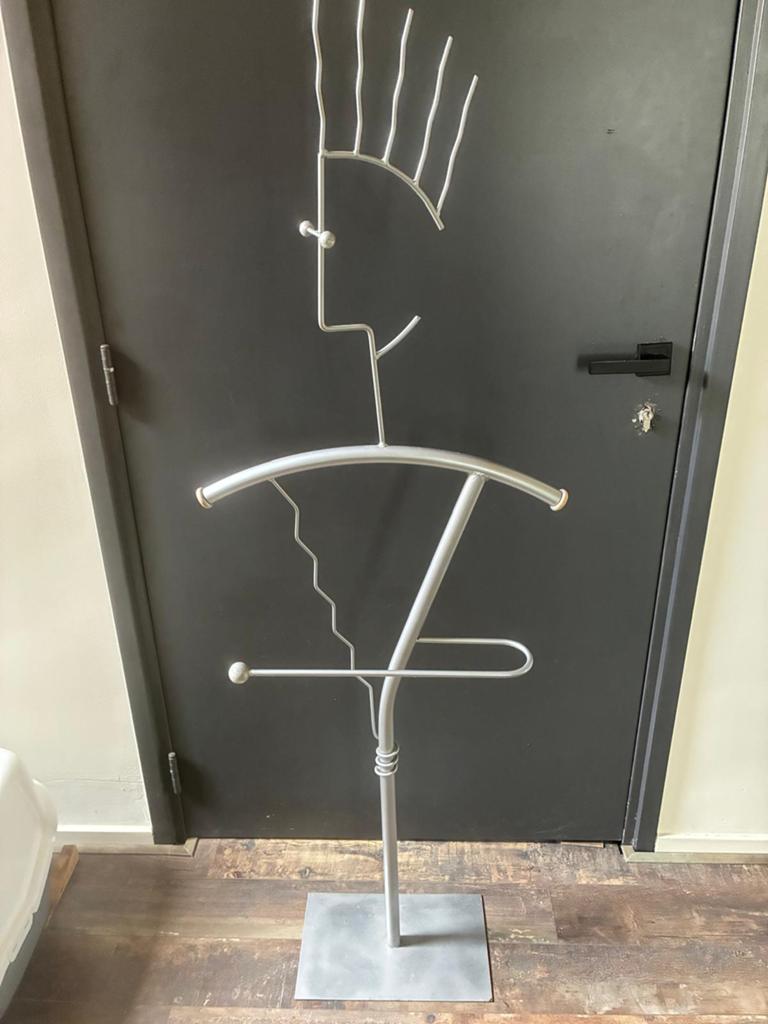 Artistieke dressboy in zeer goede staat van roestvrij staal., Ophalen, 100 tot 150 cm, Zo goed als nieuw, Metaal