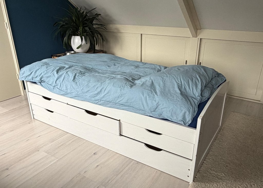 Ikea bed met lades (4x) en matras, Ophalen, Gebruikt, 90 cm, Eenpersoons