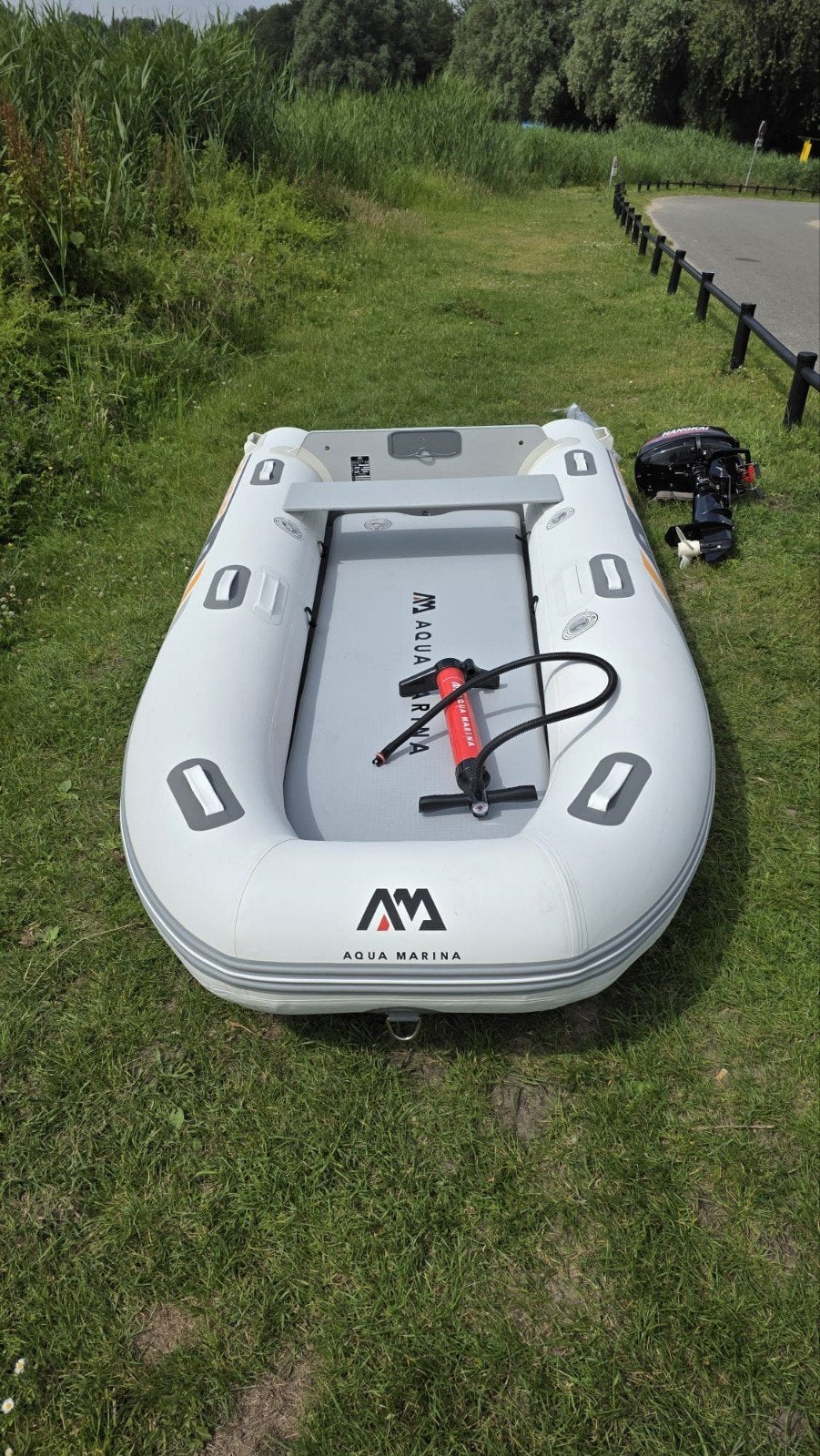 Mooie rubberboot 350 cm (3,5 meter) geschikt voor max. 20 pk, Watersport en Boten, Rubberboten, Ophalen, Gebruikt, Peddels, Airdeck