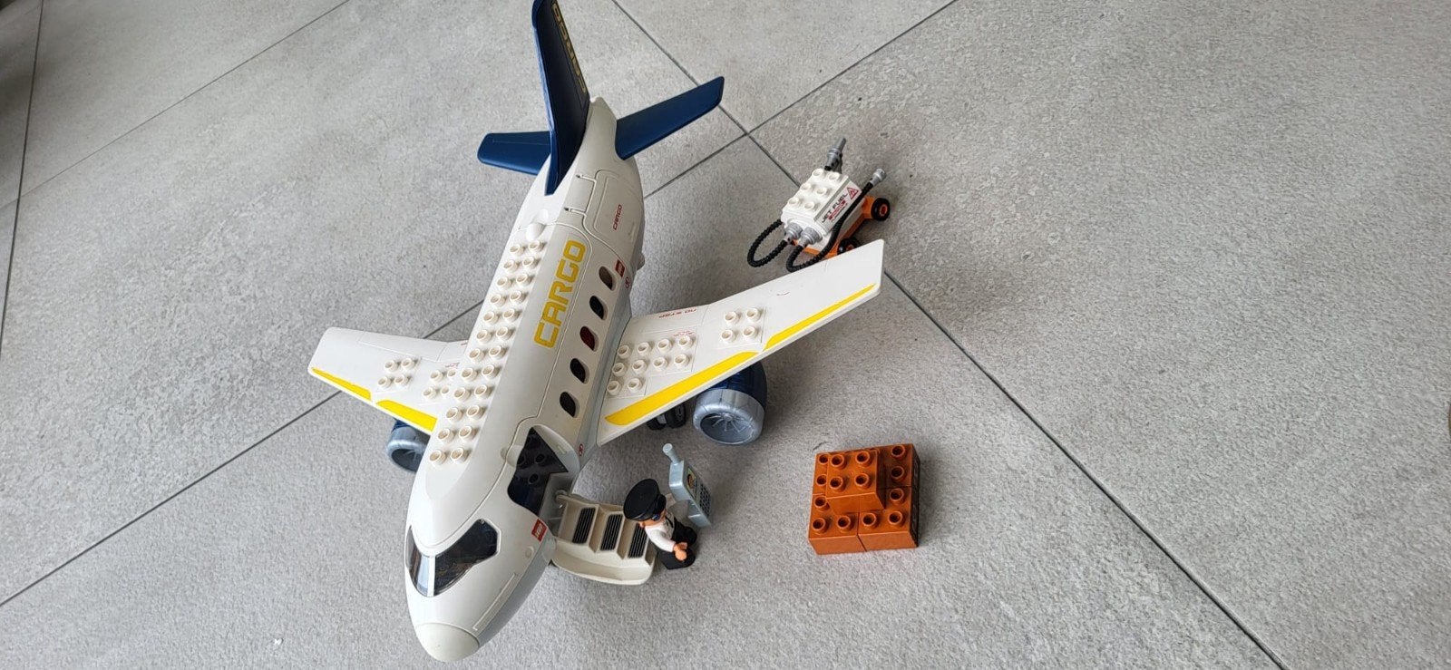 Lego duplo Vliegtuig met accessoires en figuren, Ophalen, Gebruikt, Overige thema's, Inclusief minifiguren