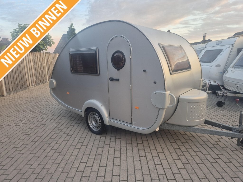 T@B Basic 320 + Isabella luifel, Caravans en Kamperen, Omvormer of Lader, Rondzit, Tot en met 2, Bedrijf