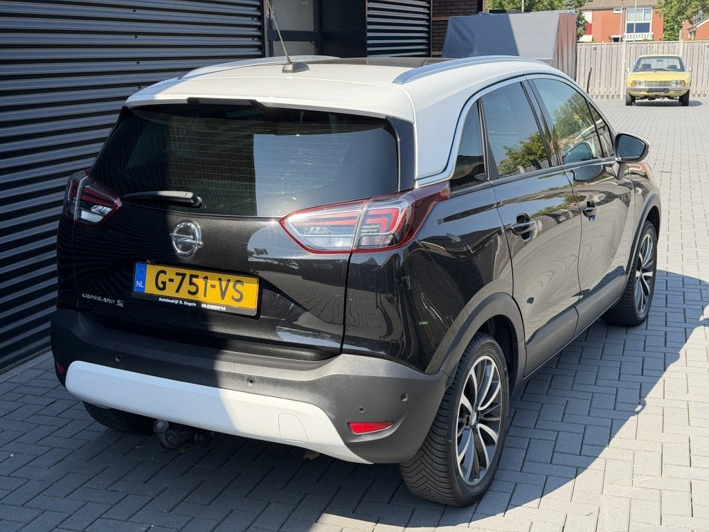 Opel Crossland X 1.2 T Innovation| AUTOMAAT| PANO| CLIMA| 36, Automaat, Gebruikt, Euro 6, Zwart