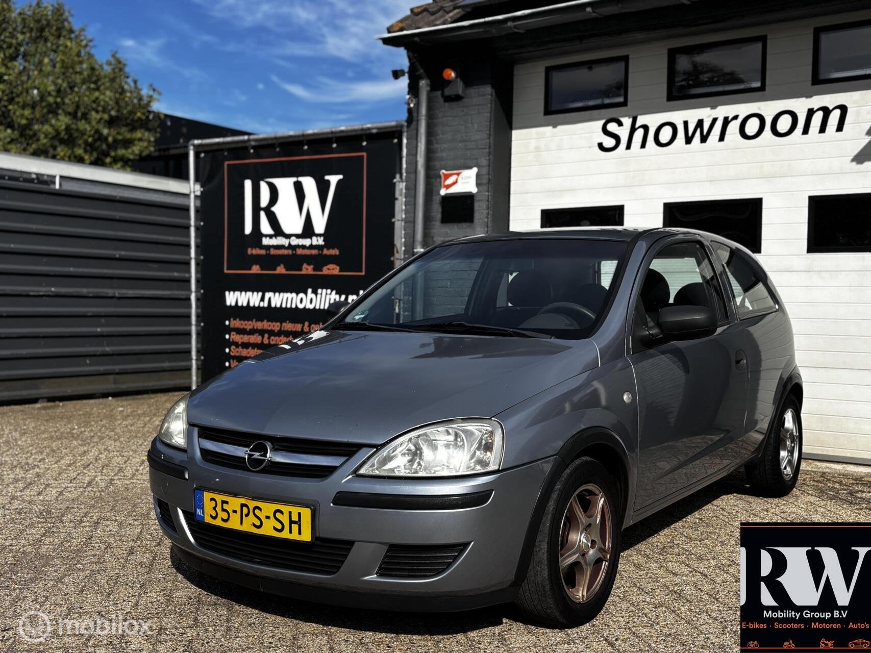 Opel Corsa 1.2-16V Rhythm *MET NIEUWE APK*, Voorwielaandrijving, Gebruikt, 31 €/maand, 4 cilinders