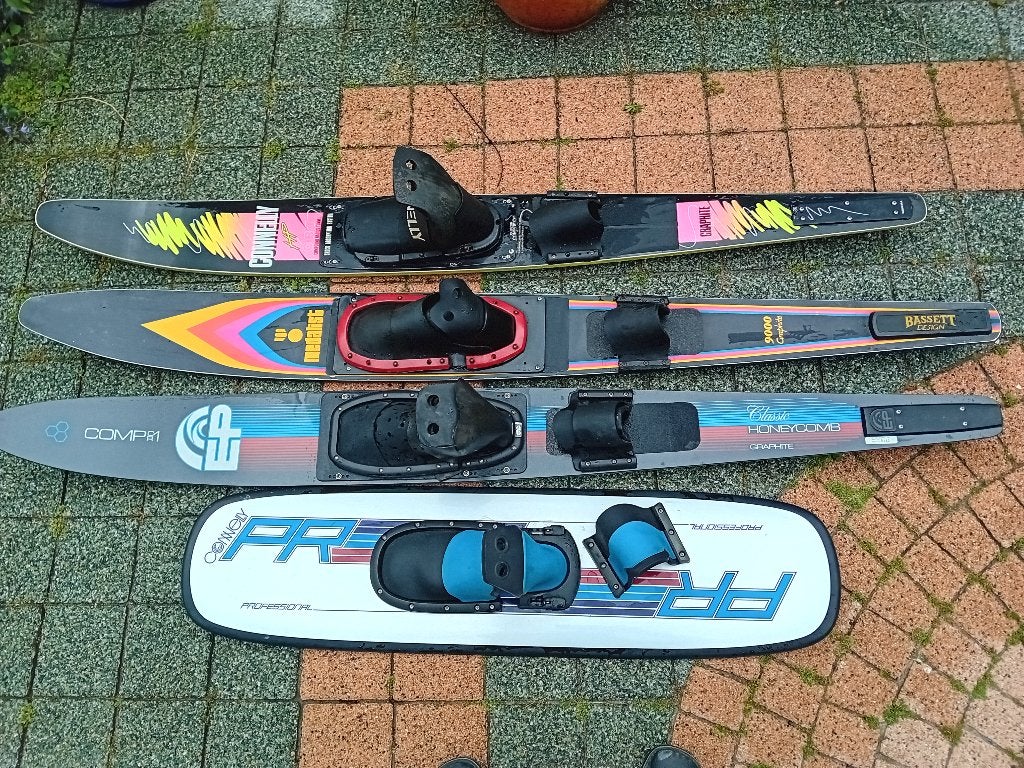 Diverse waterski's gebruikt, Watersport en Boten, Waterski's, Ophalen, Gebruikt, 160 cm of meer, Monoski of Slalomski