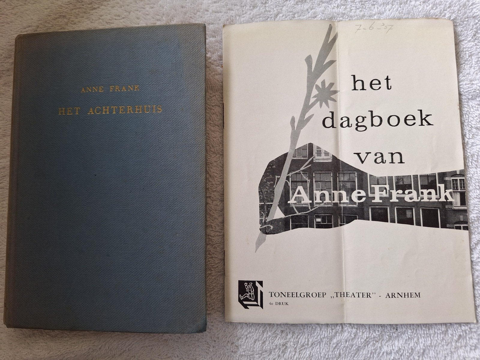 ZELDZAAM: Het Achterhuis 8e druk Anne Frank &programmaboekje, Boeken, Gelezen, Ophalen of Verzenden, Politiek, Anne Frank