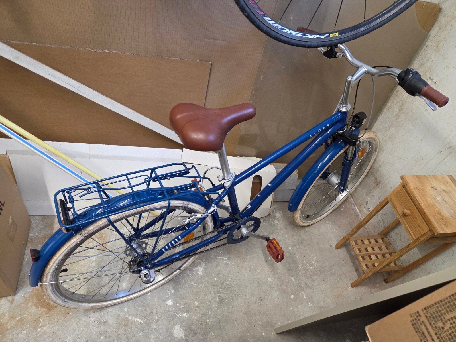 Elops 24" Stadsfiets Blauw - Zo goed als nieuw, Fietsen en Brommers, Fietsen | Kinderfietsjes, Zo goed als nieuw, 20 inch of meer