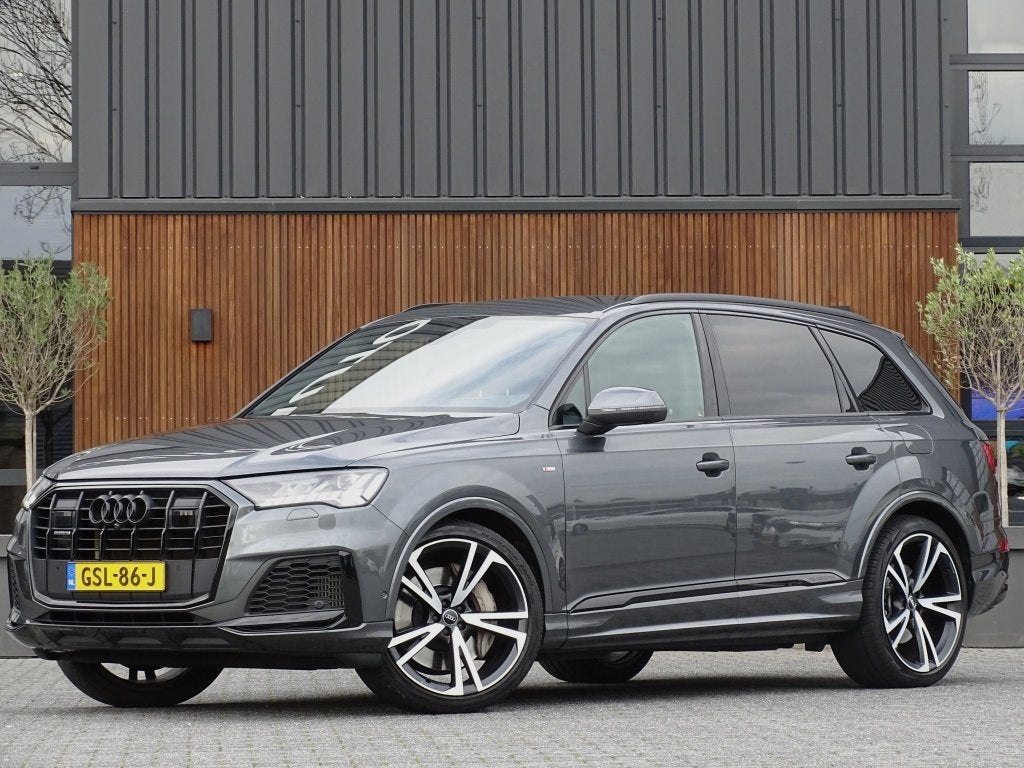 Audi Q7 55 TFSI e q Pro L S, Auto's, Automaat, Dealer onderhouden, Gebruikt, 2995 cc