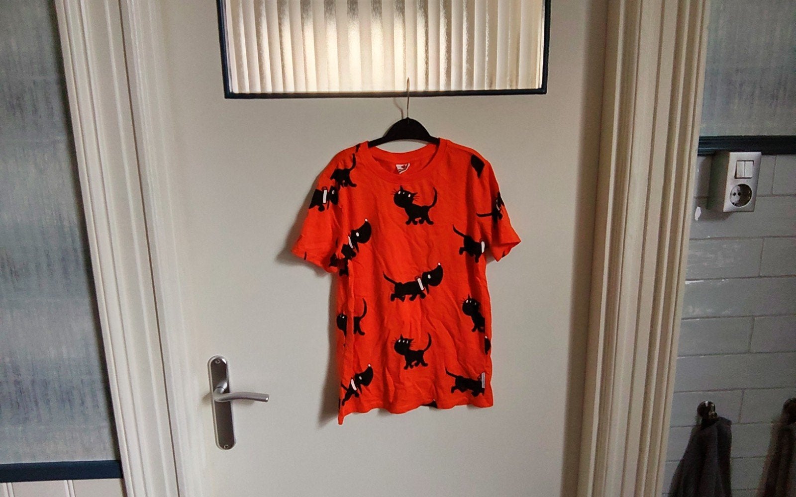Zgan oranje shirt van de Hema maat 134-140, Ophalen of Verzenden, Zo goed als nieuw, Jongen, Shirt of Longsleeve