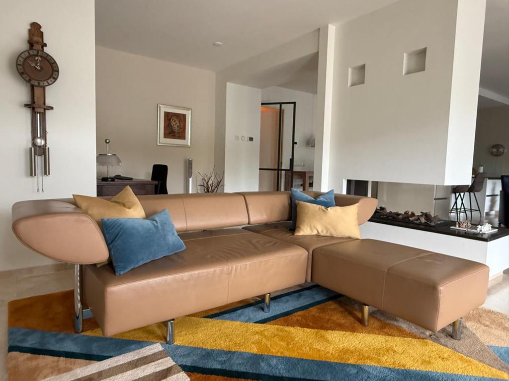 Designbank Cor Arthe in leer, Ophalen, 250 tot 300 cm, Zo goed als nieuw, Rechte bank