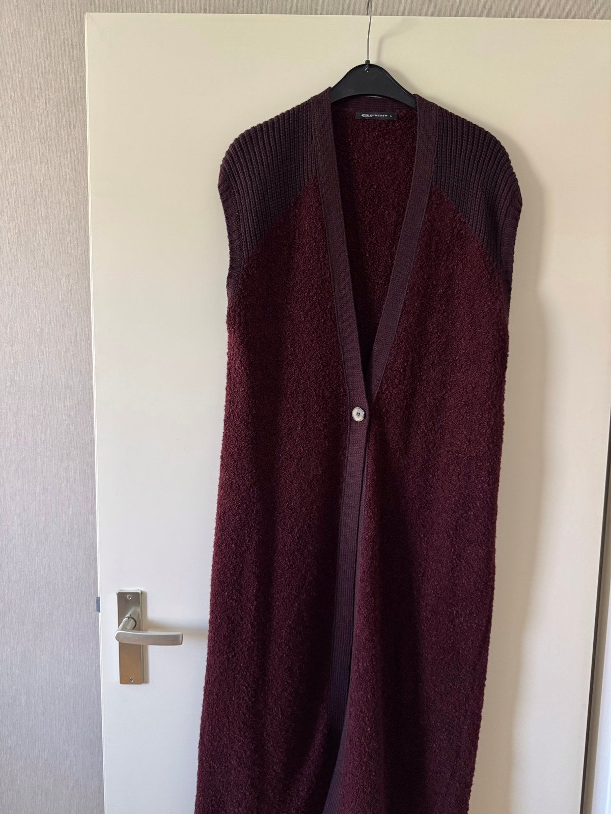 Expresso, lang bordeauxrode gebreide vest zonder mouwen, Ophalen of Verzenden, Nieuw, Maat 42/44 (L), Rood